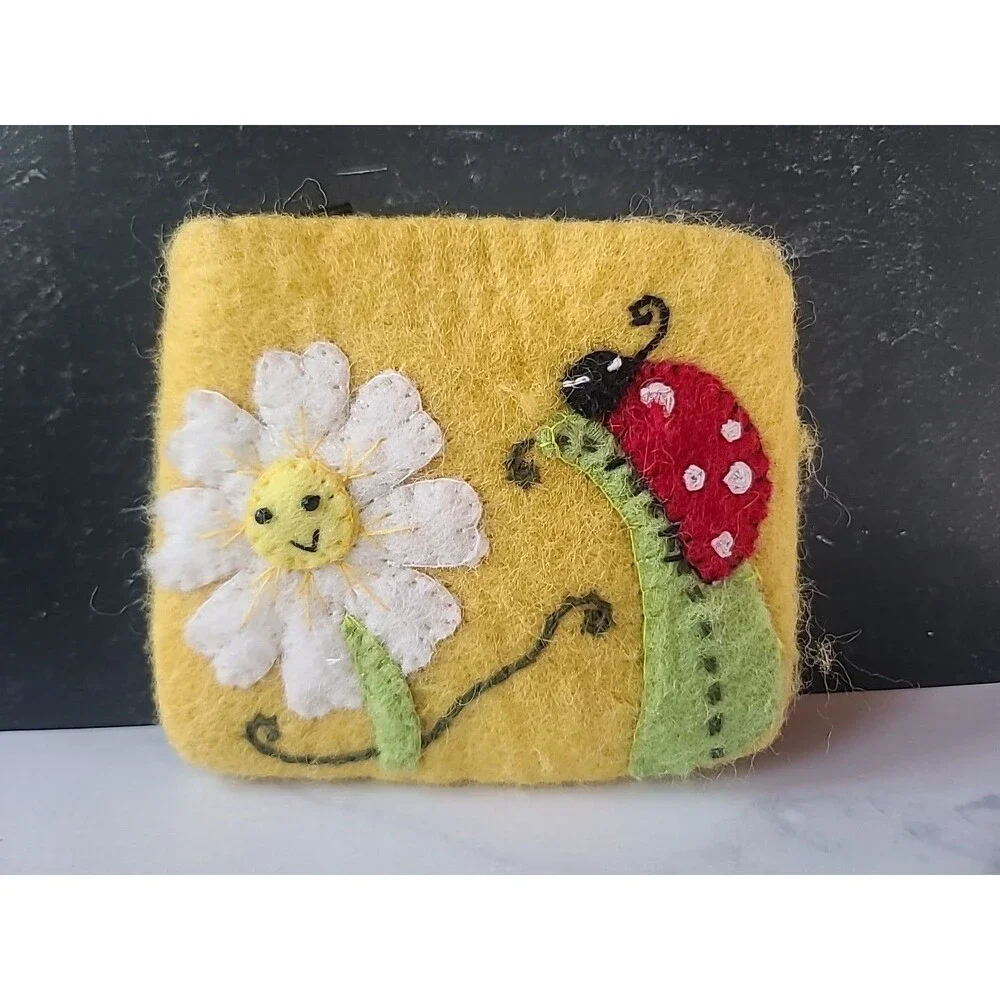 Felt Coin Purse Daisy Ladybug USED